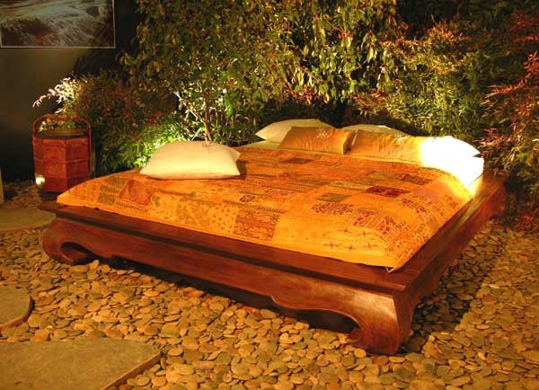 Opium Bett Plattform Grande - 120 / COLOUR