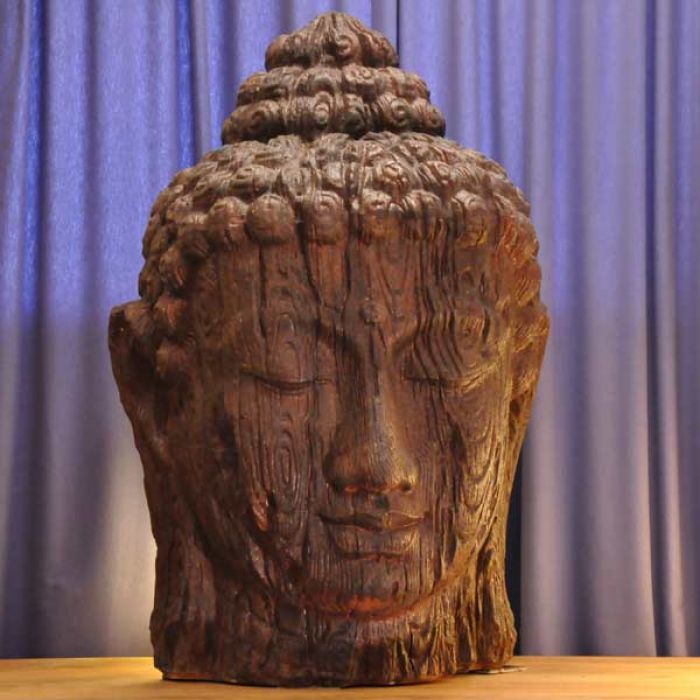 Buddha Head Giant